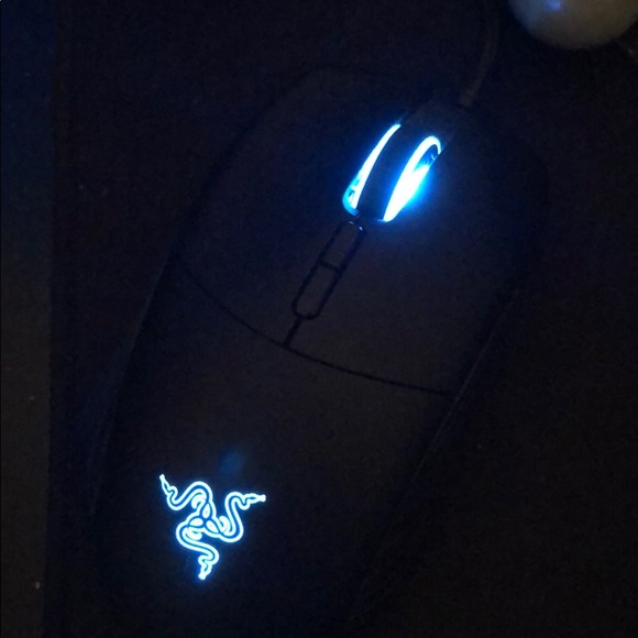 Mouse - Picture 2 of 8